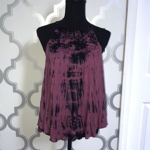 New with tags ! Front and back of this tank is adorable !